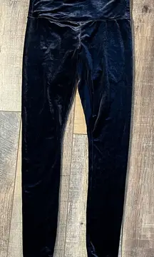 Athleta Blue Crush Velvet Leggings Size Medium