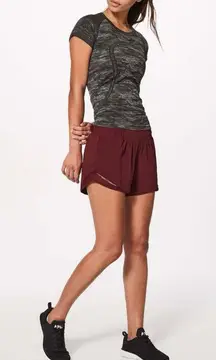 Lululemon Hotty Hot Short II Long 4” Deep Rouge Size 4 – Rare Retired Color