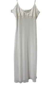 Sophia By Delicates Beautiful Ivory Sheer Nightgown W Faux Pearl Beading Size L