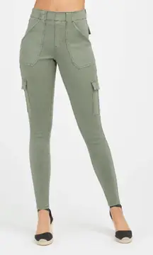 NWT SPANX Stretch Twill‎ Ankle Cargo Pant in Soft Sage Green Size Small