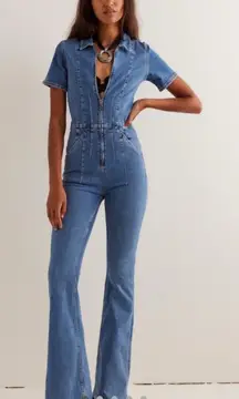 FREE PEOPLE We The Free Jayde Flare Denim Jumpsuit Light Blue Wash Size XS