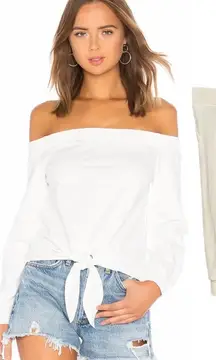 By the Way. Off‎ the Shoulder Tie Front Sweatshirt in White Size Small