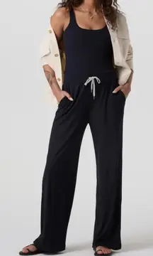 Vuori Pose Scoop Jumpsuit Black