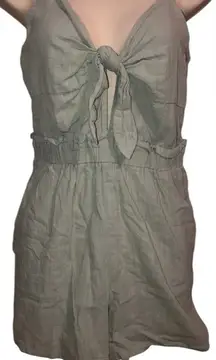 Elegant Green cutout Sleeveless romper One Clothing junior sz Large‎