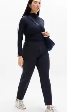 NWT ATHLETA Endless High Rise Pant 10 Navy Textured, stretch fabric tapered fit