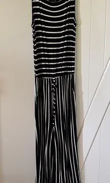 ZENANA One Piece Romper Jumpsuit Women’s Large Stretch Black/White Striped