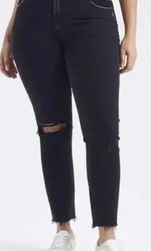 Abercrombie & Fitch Curve Love The Mom High Rise Skinny Jean Black Destroy 26 2R