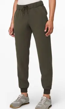 Lululemon On‎ The Fly Jogger Women's Size 4 Olive Green Cuffed Hem Pull On 28”