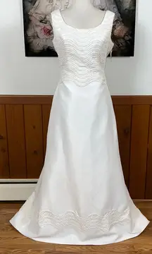 Stunning Vintage Y2K Oleg Cassini Wedding Gown!