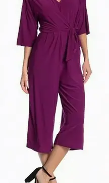 Superfoxx Stretch Knit 3/4 Sleeve Cropped Wide Leg V-Neck Jumpsuit Size Medium M
