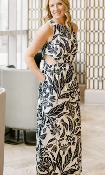 WhoWhatWear sleeveless waist cutout maxi floral print dress 