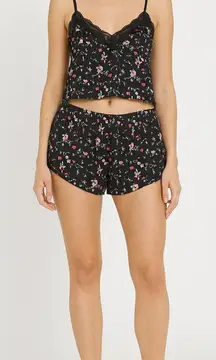 Colsie Size Large Black Floral Pajama Set New WiTh Tags.