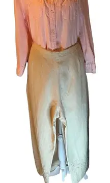 Larry Levine NWT linen lined cropped pants beautiful embroidery at the hem