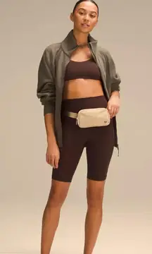 Lululemon Everywhere mini 1L Belt Bag in trench NWT