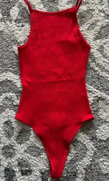Aritzia Wilfred red Bodysuit☁️