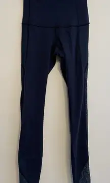 Lululemon Mesh Panel Leggings Women Size 2 Navy Blue Ankle‎ Ventilation Pocket