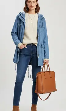 Torrid Women's Denim Jacket Size‎ 2 Blue Lightweight Hooded Drawstring Anorak