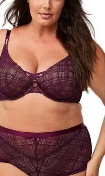 NWT Torrid XO Plunge Push Up Plaid Lace Straight Black Bra in Darkest Plum