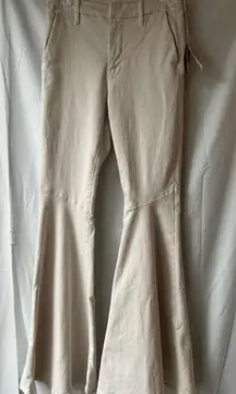 MOTHER the Super Cha Cha Prep Heel Flare Jean in Play Date Crystal Grey Size 27