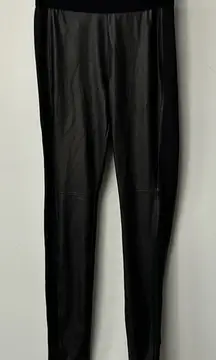 HUE Women's Black Body Gloss Leggings Moto Seam Details Small Goth Dark Romance