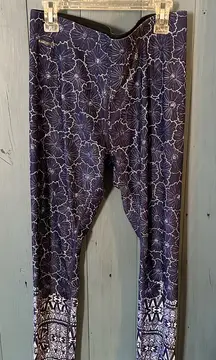 Lole Dark Blue/White Floral Print Yoga Leggings | Size Medium