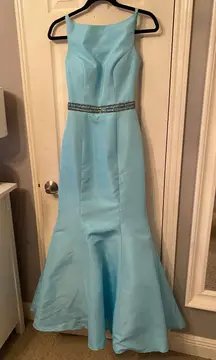 Formal Gown/ Prom Dress