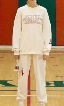 NWT Stranger Things‎ x PacSun Women’s Upside Down Sweatpants Cream & Red Size XS