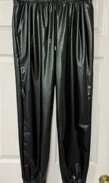 Entro Women's Faux Leather Black Jogger Pants Size L