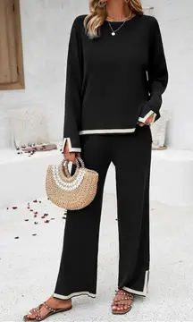 Black and White Lounge Set NWT