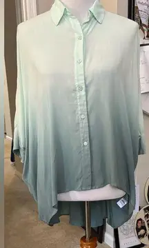 Young Fabulous and Broke Young, Fabulous & Broke NWT Green Ombre Dolman Sleeve Hi-Lo Button down top. S