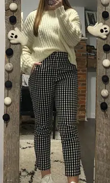 Hollister Checkered High Waisted Ankle Pants