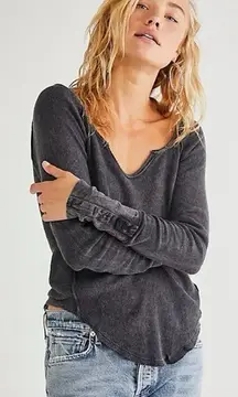 We The Free| Charcoal ‘Layer Up’ Long Sleeve Cuffed Thermal