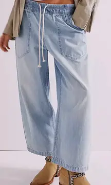 Free People We The Free Easy Peasy Pull-On Wide Leg Crop Jeans Size Medium