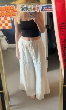 Vestique Pants Flowy