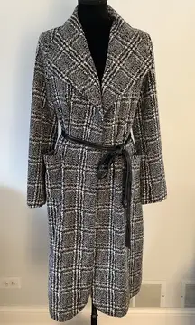 Nice,soft,very COMFY trench coat/long jacket 🖤🤍🖤