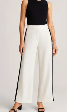 La Ligne White Wide Leg Pants with Black Side Stripes Size 2