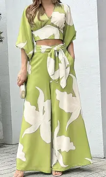 NWT‎ Stylewe Green & White Floral Print Crop Top With High Waist Wide Leg Pants