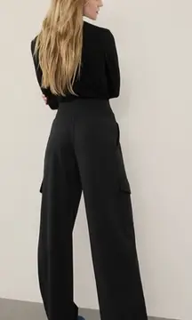 Athleta Venice wide leg cargo pants black small