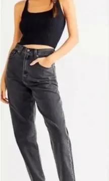 Levis Womens High Loose Taper Black Jean Size 30