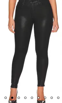 NWT- Plus Sized Good Legs Coated in Black
Good American Jeans -Size 24