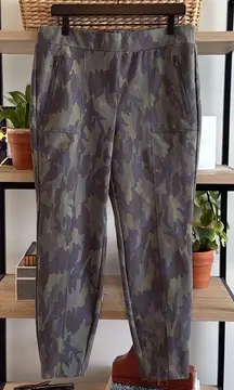 Lane Bryant High-Rise Camo On The Go Pull On Ankle Pant, 12