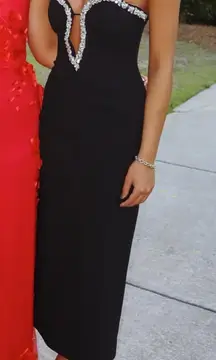 Size 4 black revolve maxi dress