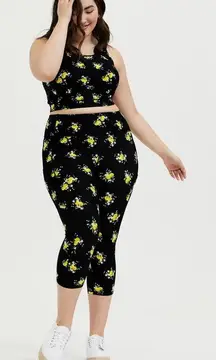 Torrid Black Lemon Floral Sports Bra & Capri Leggings Set - Size 22/24 (3)