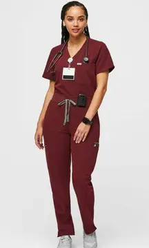 FIGS Scrubs Set Burgundy