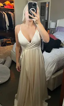 Lulus NWOT  Champagne Gown