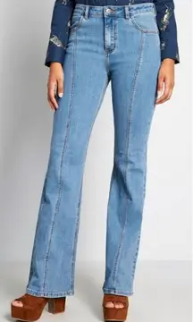 Modcloth The Bianca Flared Leg Retro Style Light Blue Jeans Front Seams Size 8