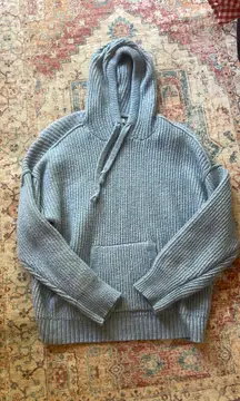 Outfitters Sweatshirt