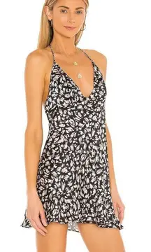 ✨ Free People
Women's Black Hang On Halter Printed Slip Dress✨