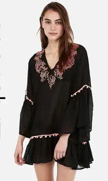 ✨HP✨Floral Embroidered Pom Tunic Swim Cover-Up✨
