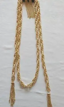 PAPARAZZI JEWELRY NWT Scarf  Necklace And Earrings In Gold Tone